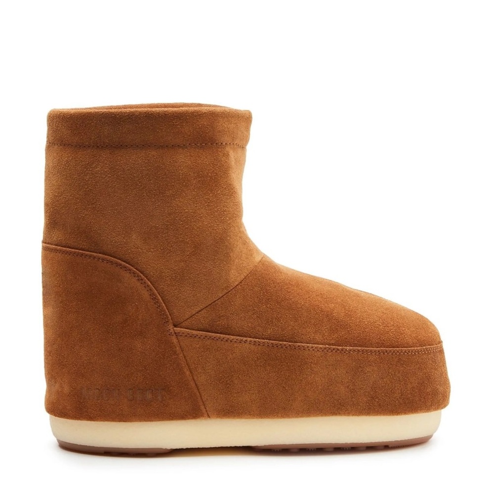Moon Boot new suede